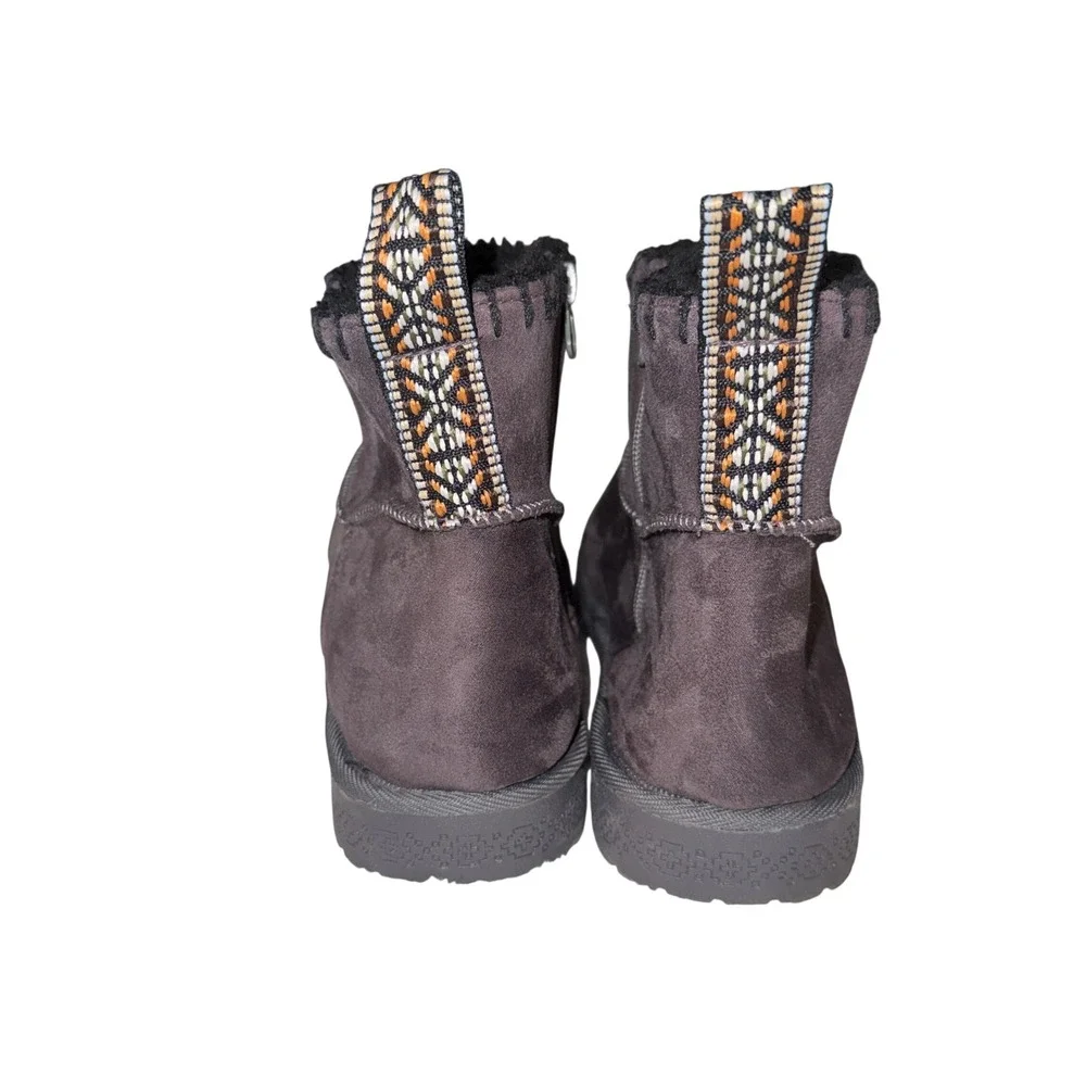 Muk Luks dark gray